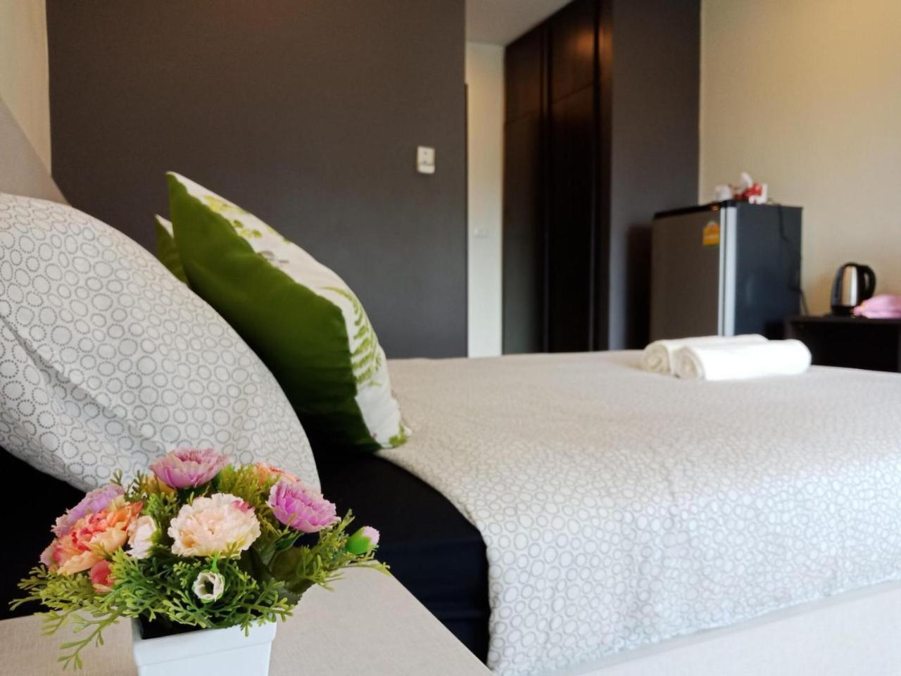 Plume Residence Minburi Bangkok Esterno foto